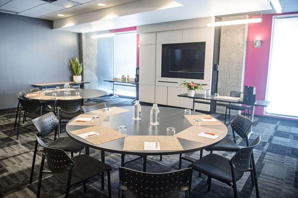 Hôtel Alt Quartier DIX30 Brossard Facilités photo