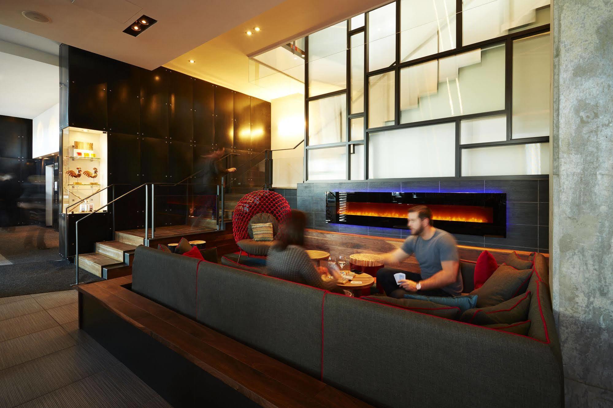 Hôtel Alt Quartier DIX30 Brossard Extérieur photo